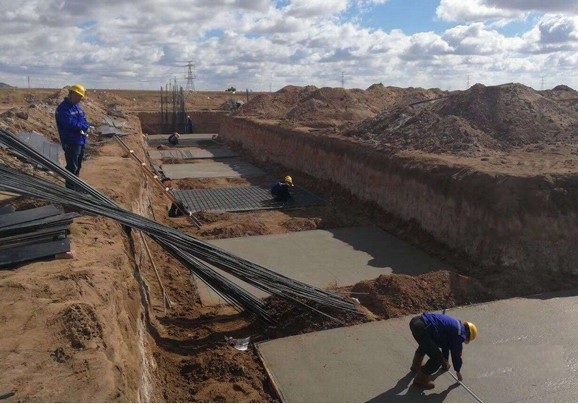 中核龍騰100MW槽式光熱項目進展順利：場平完成90% 支架組裝車間完成