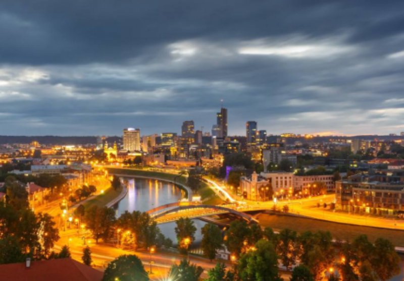 立陶宛經(jīng)濟(jì)部長(zhǎng)： 立陶宛愿意扮演中國—中東歐金融合作門戶