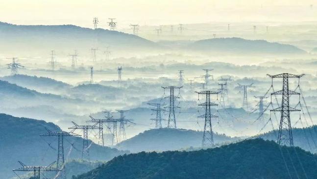 全國最大電力負荷達到14.65億千瓦，創(chuàng)歷史新高