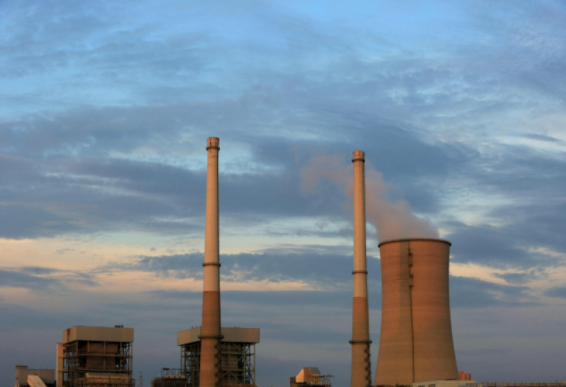 中國神華：印尼南蘇1號獨(dú)立發(fā)電項(xiàng)目1號機(jī)組通過96小時(shí)試運(yùn)行