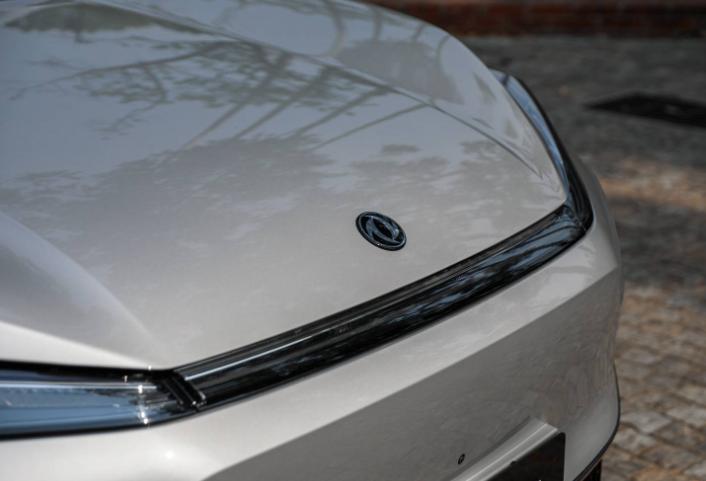 周鋒任東風(fēng)汽車集團有限公司副總經(jīng)理、黨委常委