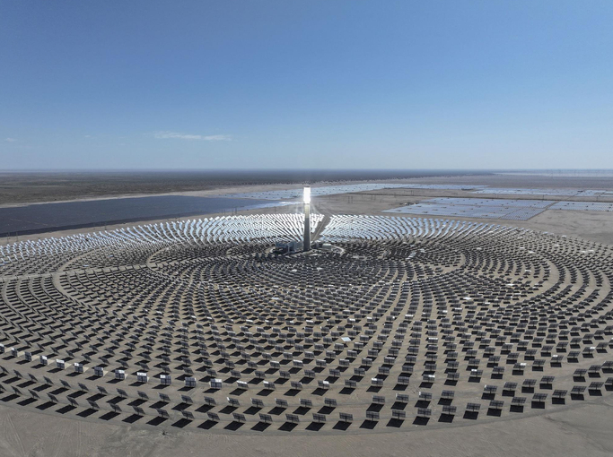 青海海西開工建設350兆瓦塔式光熱發電項目